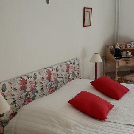 Chambre d'Hôtes Marchand Angers Exterior foto