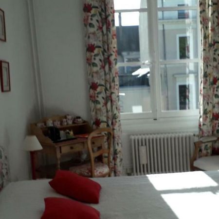 Chambre d'Hôtes Marchand Angers Exterior foto