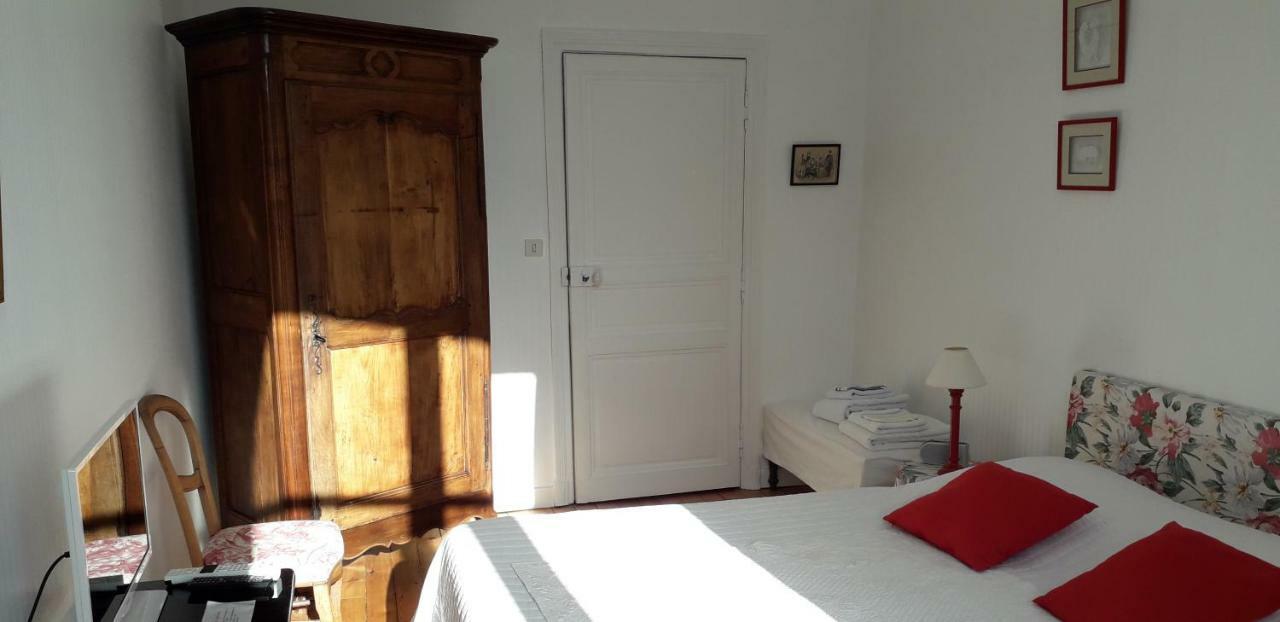 Chambre d'Hôtes Marchand Angers Exterior foto